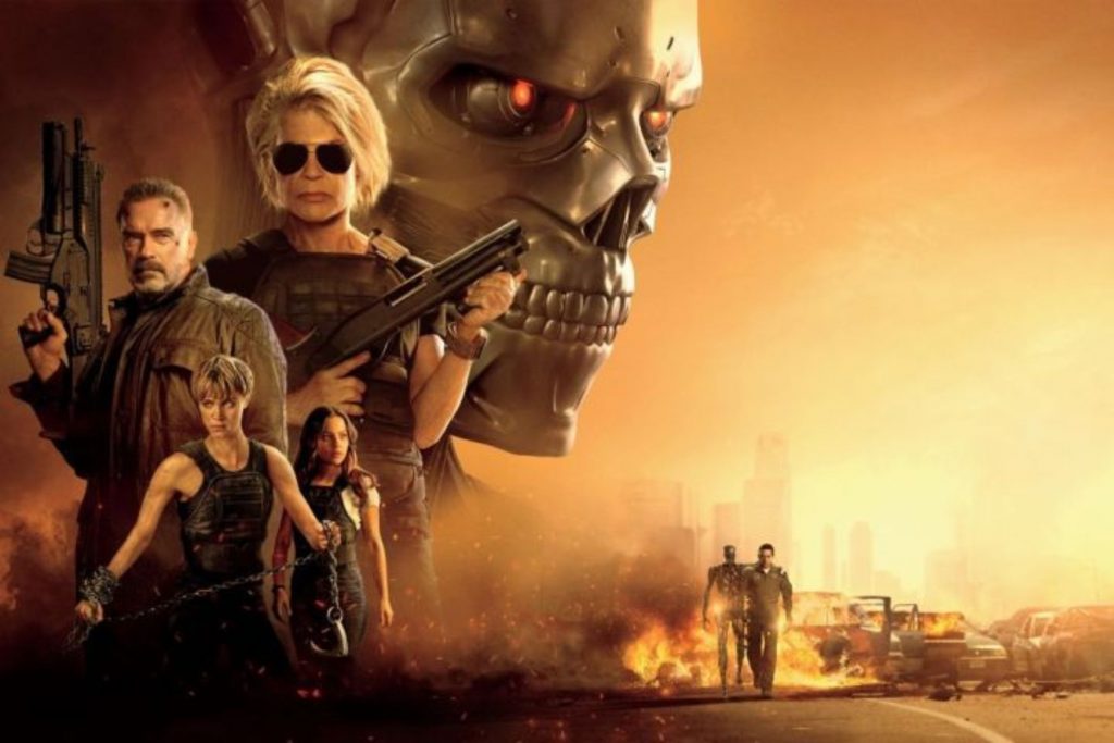 El póster de la película "Terminator: Dark Fate" con Arnold Schwarzenegger y Linda Hamilton. La nota informa sobre el regreso de los actores originales a la saga.