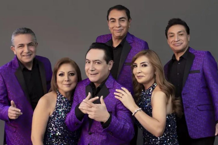 La agrupación de cumbia Los Ángeles Azules. La nota informa sobre su próximo concierto gratuito para celebrar el Grito de Independencia.